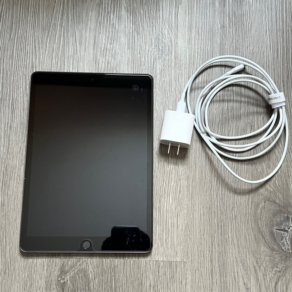 iPad 9th Gen 64 GB
